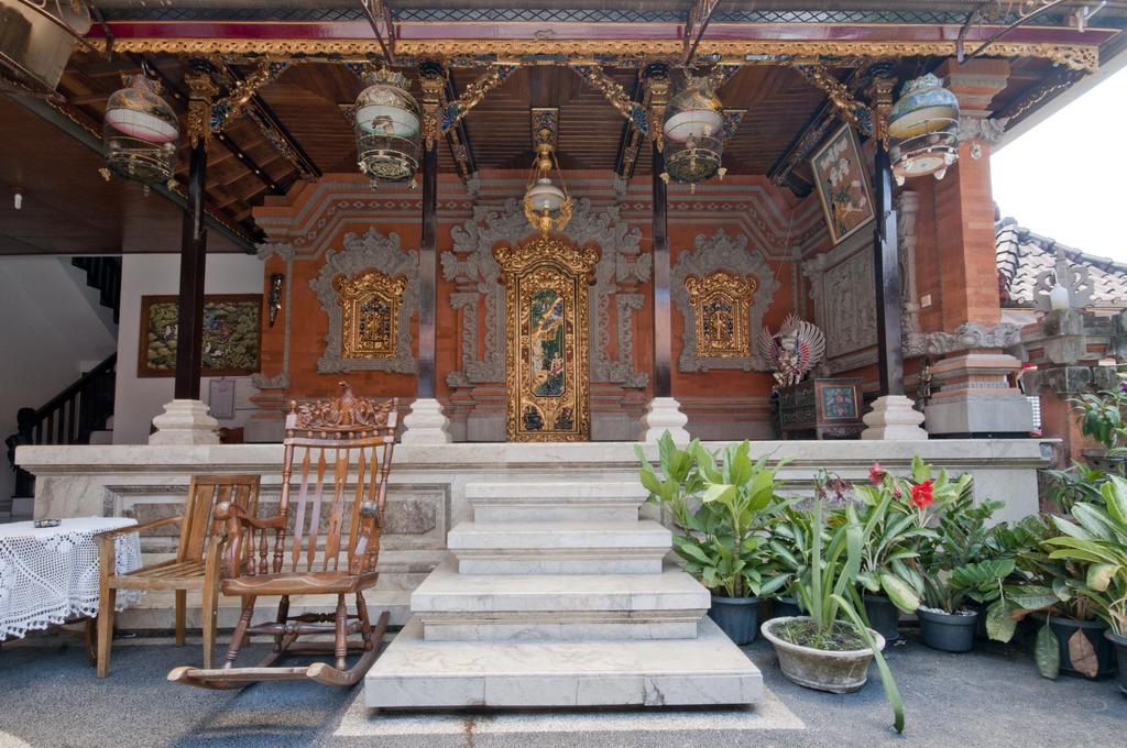 Matra Bali Guesthouse Canggu  Bagian luar foto